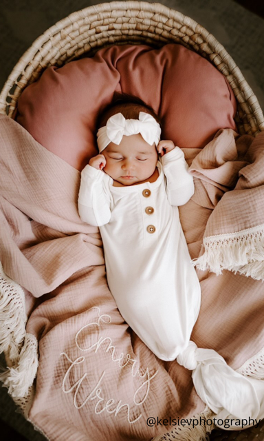White newborn hot sale gown and hat
