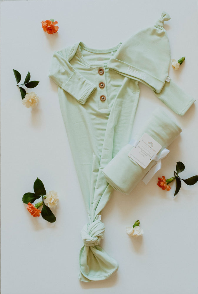 Mint Green Newborn Essential Bundle (Hat) – Tiny Treasured